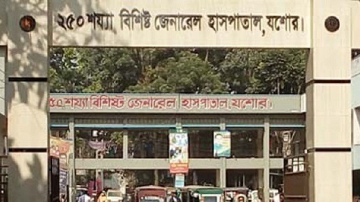 সক্ষমতার আড়াই গুণ রোগী চাপ সামলাতে হিমশিম