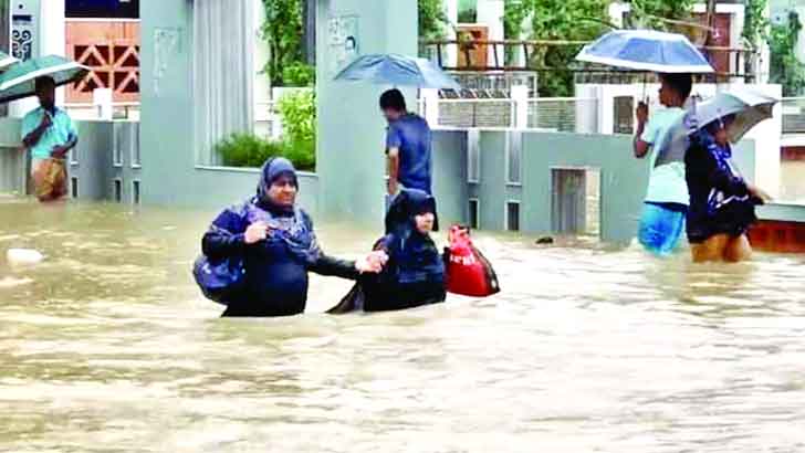 শিগগিরই দেশে বন্যার আশঙ্কা করেছিলেন তিনি