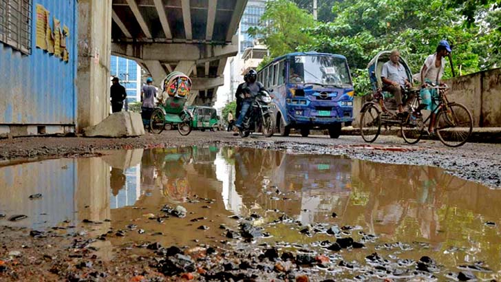 কমেনি দুর্ভোগ, খাদ্য ও পানির সংকট