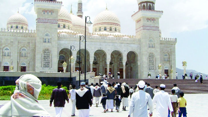 মসজিদে প্রবেশের সময় জোরে সালাম দেওয়া যাবে?