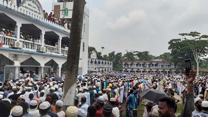 বড় ছেলের কবরের পাশেই চিরনিদ্রায় শায়িত সাঈদী