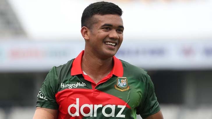 মধ্যরাতে সুখবর দিলেন তাসকিন আহমেদ