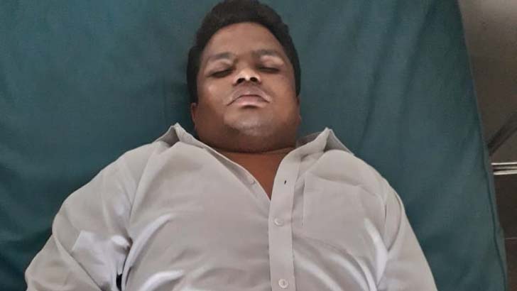 ‘আলোচনায় আসতে’ রাবির দুই ছাত্রদল নেতাকে ছাত্রলীগ নেতার মারধর