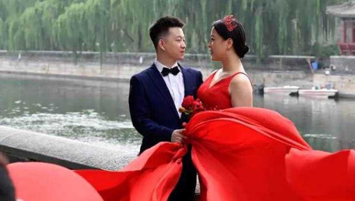 পঁচিশের আগে বিয়ে করলেই নগদ অর্থ পুরস্কার