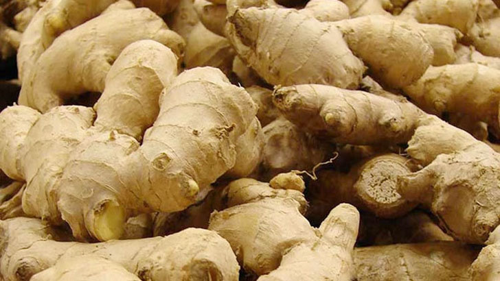 আদার বাজারে ফের অস্থিরতা খুচরায় কেজি ৪৫০ টাকা