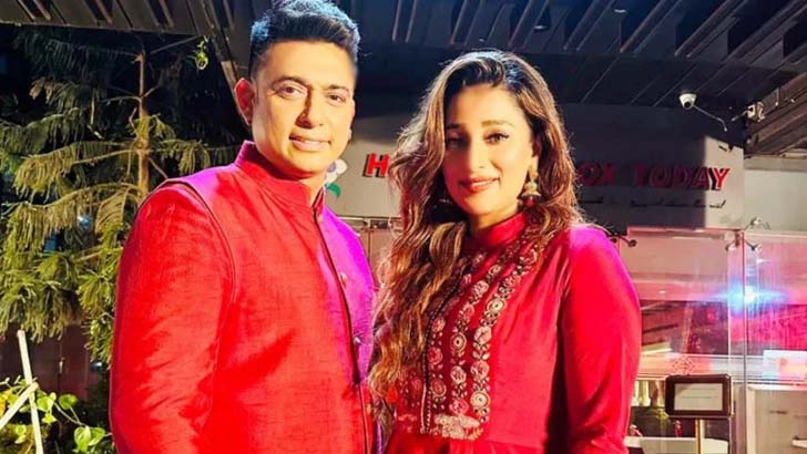 জায়েদ খানকে কলকাতায় কাজ করতে বললেন সায়ন্তিকা