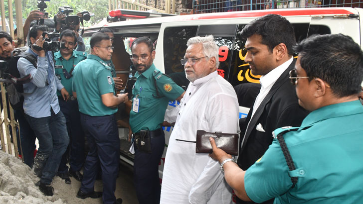 অ্যাম্বুলেন্সে কারাগারে গেলেন আমান, মেডিকেল সেবাসহ পাবেন ডিভিশন