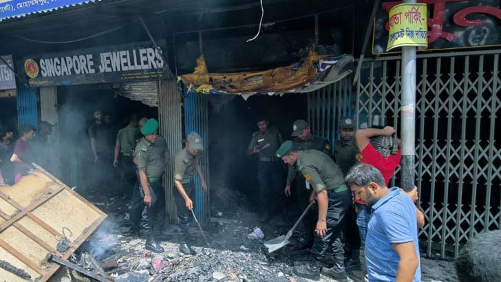 আগুন নিভল ২৮ ঘণ্টায়