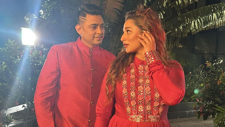 ওই দিন জায়েদ-সায়ন্তিকা হোটেলে কী করছিলেন, প্রশ্ন প্রযোজকের