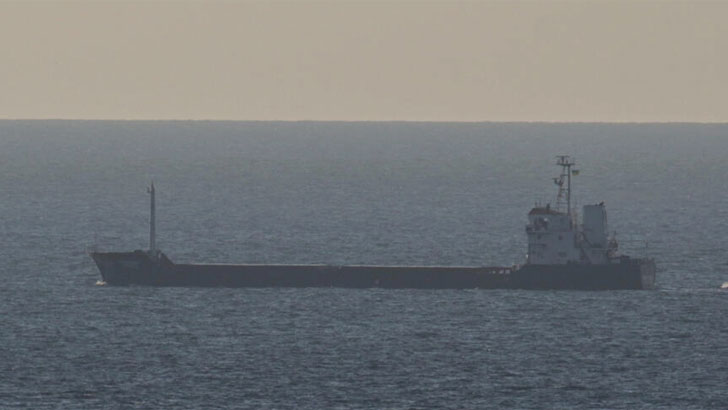 রাশিয়ার হুমকি উপেক্ষা করেই বন্দর ছাড়ল ইউক্রেনের শস্যবাহী জাহাজ