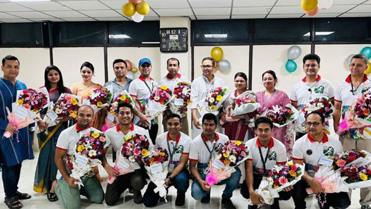 বিমান কেবিন ক্রু ইউনিয়নের সভাপতি আবির সম্পাদক লোটাস