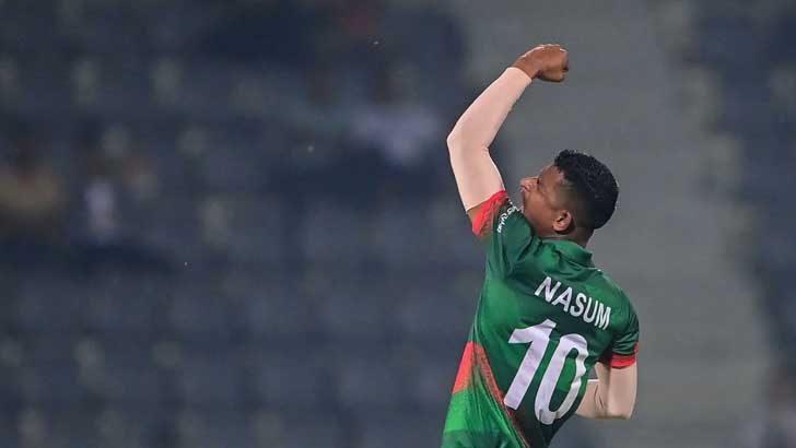 নাসুমের জোড়া আঘাত, ১০ রানের ব্যবধানে ৩ উইকেট হারাল নিউজিল্যান্ড