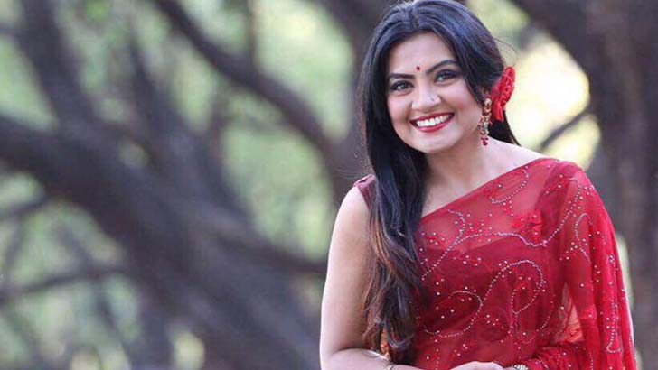 ‘মাটির রাজকুমার’র অপেক্ষায় শামীমা তুষ্টি