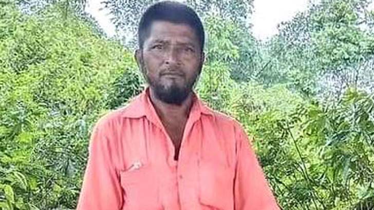 কুকুরের আক্রমণ থেকে পালাতে গিয়ে প্রাণ গেল ব্যবসায়ীর