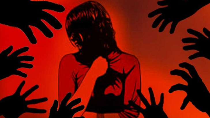 মাকে আটকে রেখে মেয়েকে সংঘবদ্ধ ধর্ষণ