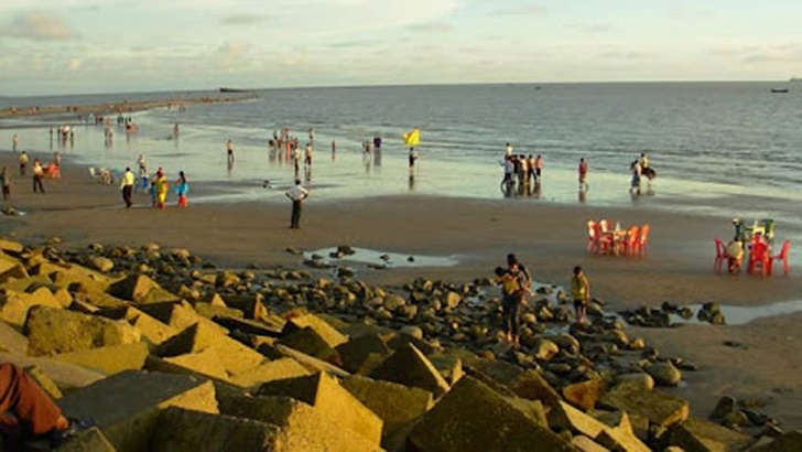 পর্যটন শিল্প : অর্থনীতিতে রাখতে পারে বিরাট ভূমিকা