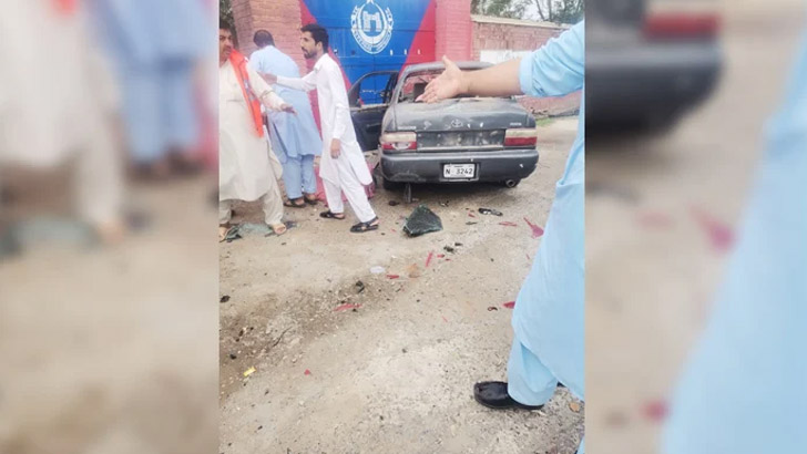 এবার পাকিস্তানে মসজিদে আত্মঘাতী বোমা হামলা