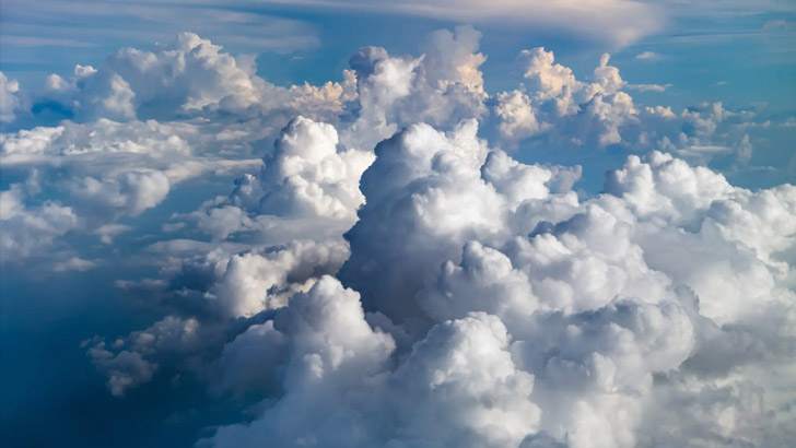 মেঘের ভেতরে মিলল প্লাস্টিক!