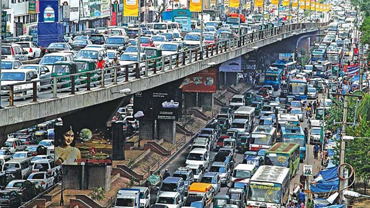 যান চলাচলে বিশ্বের সবচেয়ে ধীরগতির শহর ঢাকা