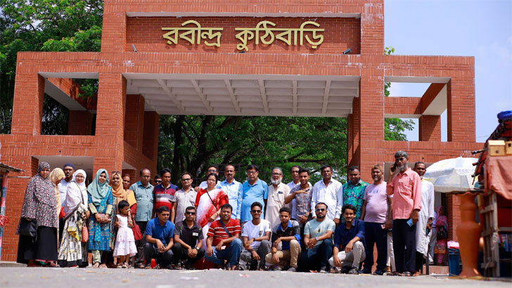 জেলায় জেলায় গৌরীপুরের দুর্নীতিবিরোধী শপথ ও আনন্দ ভ্রমণ