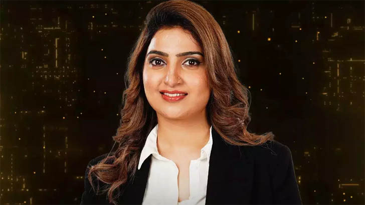সালমান খানের শোতে গিয়ে বিপদে সেই আইনজীবী সানা