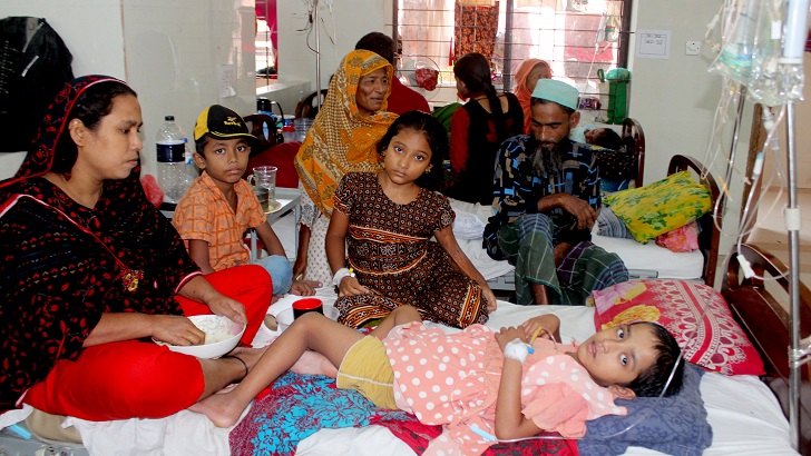 ডেঙ্গুতে একদিনে প্রাণ গেল আরও ১২ জনের