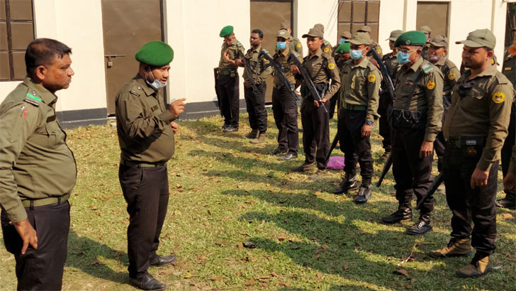 দুর্গাপূজায় আনসার ভিডিপির ২ লাখ সদস্য মোতায়েন