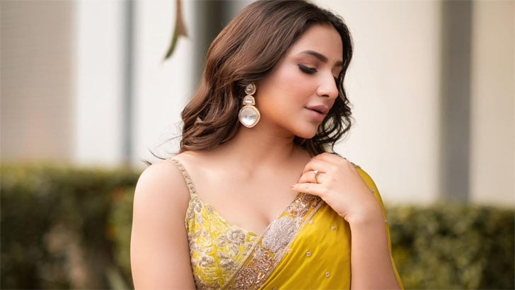 ৪ ছেলে ও ৮ মেয়ের মা হবেন শুভশ্রী!