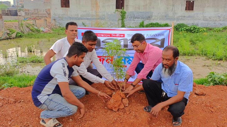 বাড্ডা স্বজন সমাবেশের বৃক্ষরোপন কর্মসূচি