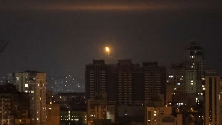 ইউক্রেনে রাতভর রাশিয়ার ড্রোন হামলা