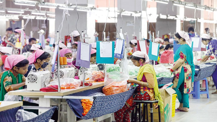 পোশাক শ্রমিকদের বেতন বাড়ালেও বেশি চাপে পড়বে না শিল্প