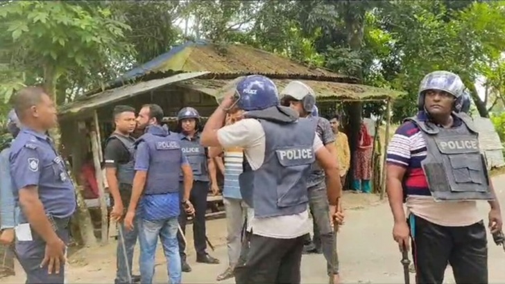 মাঠে নামলেও দাঁড়াতে পারছেন না বিএনপি নেতাকর্মীরা