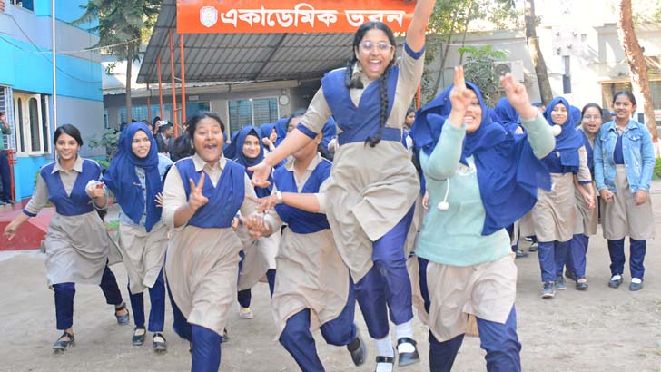 দেশ সেরা বরিশাল বোর্ডে পাশের হারে এগিয়ে ঝালকাঠি, পিছিয়ে পটুয়াখালী