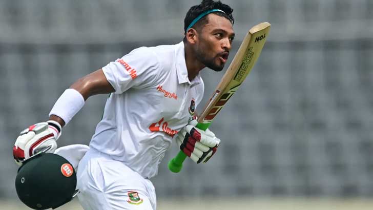 নাজমুল হোসেন শান্তর অনবদ্য সেঞ্চুরি