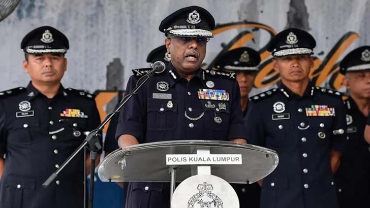 মালয়েশিয়ায় বাংলাদেশি সাংবাদিককে অপহরণের অভিযোগে পুলিশ কর্মকর্তা বরখাস্ত