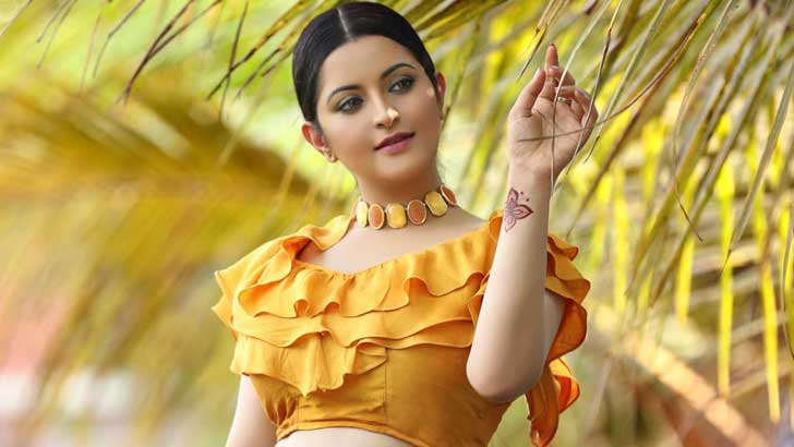 ‘দারুণ কিছু হবে’ দোয়া চাইলেন পরীমনি