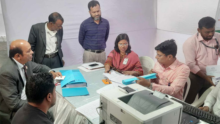 প্রার্থিতা ফিরে পেতে ইসিতে ৪২ জনের আপিল