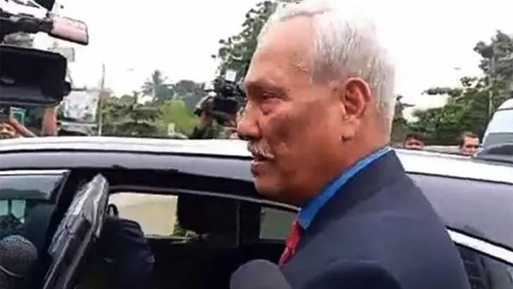 ইসিতে কেন এসেছি আপনাকে বলব কেন: শাহজাহান ওমর