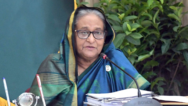 গোপালগঞ্জ সফরে প্রধানমন্ত্রী, বঙ্গবন্ধুর সমাধিতে শ্রদ্ধা