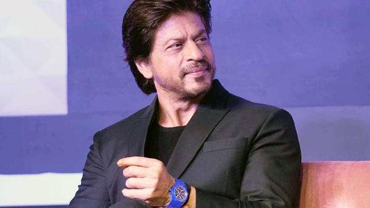 ভক্তের মজার প্রশ্নের জবাব দিলেন শাহরুখ