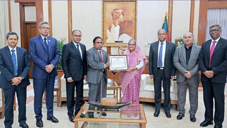 উত্তরা ব্যাংকে বঙ্গবন্ধুর শেয়ার শেখ হাসিনা শেখ রেহানাকে হস্তান্তর