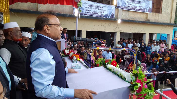 নৌকা ভোট দিলে দেশের মানুষ শান্তিতে থাকে: এলজিআরডি মন্ত্রী তাজুল ইসলাম