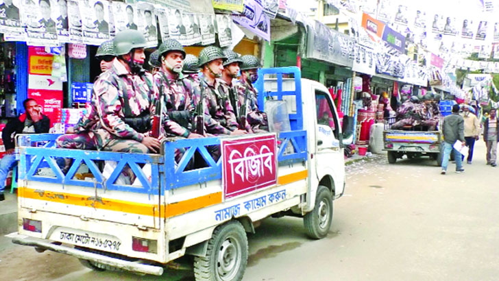 আইনশৃঙ্খলা রক্ষাকারী বাহিনীর সতর্ক অবস্থান