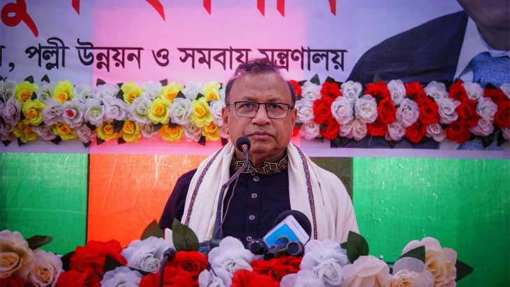 ‘জনপ্রতিনিধিদেরকে ক্ষমতায়ন করে জবাবদিহিতার আওতায় আনা হবে’