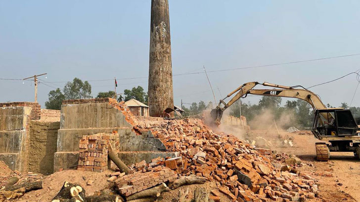 ছাড়পত্র না থাকায় ২৫ লাখ টাকা জরিমানা