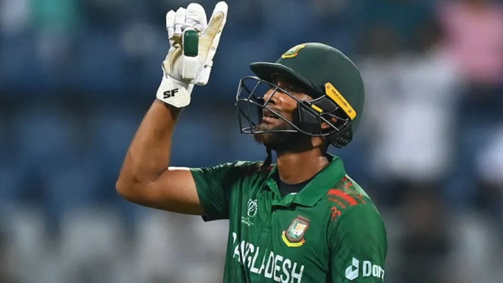 ‘মাহমুদউল্লাহ ক্রিকেটের তিন সংস্করণেই পারফেক্ট প্লেয়ার’ 