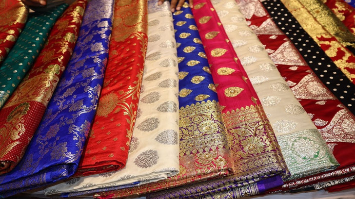 বন্ড সুবিধায় আনা দেড় কোটি টাকার কাপড় উদ্ধার