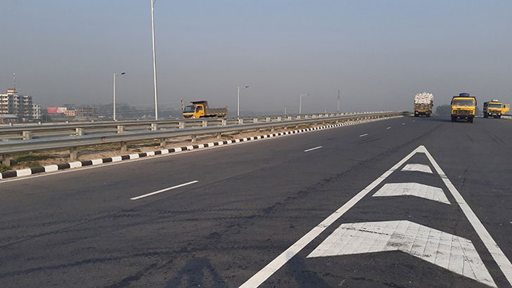 অর্ধশতাধিক নির্দেশক সঠিক পথে নেই