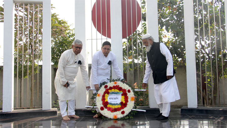 ভাষা দিবসে ইস্টার্ন ইউনিভার্সিটিতে আলোচনাসভা