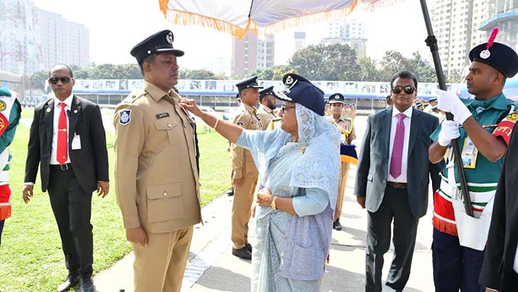 টঙ্গী পূর্ব থানার ওসির পিপিএম পদক লাভ